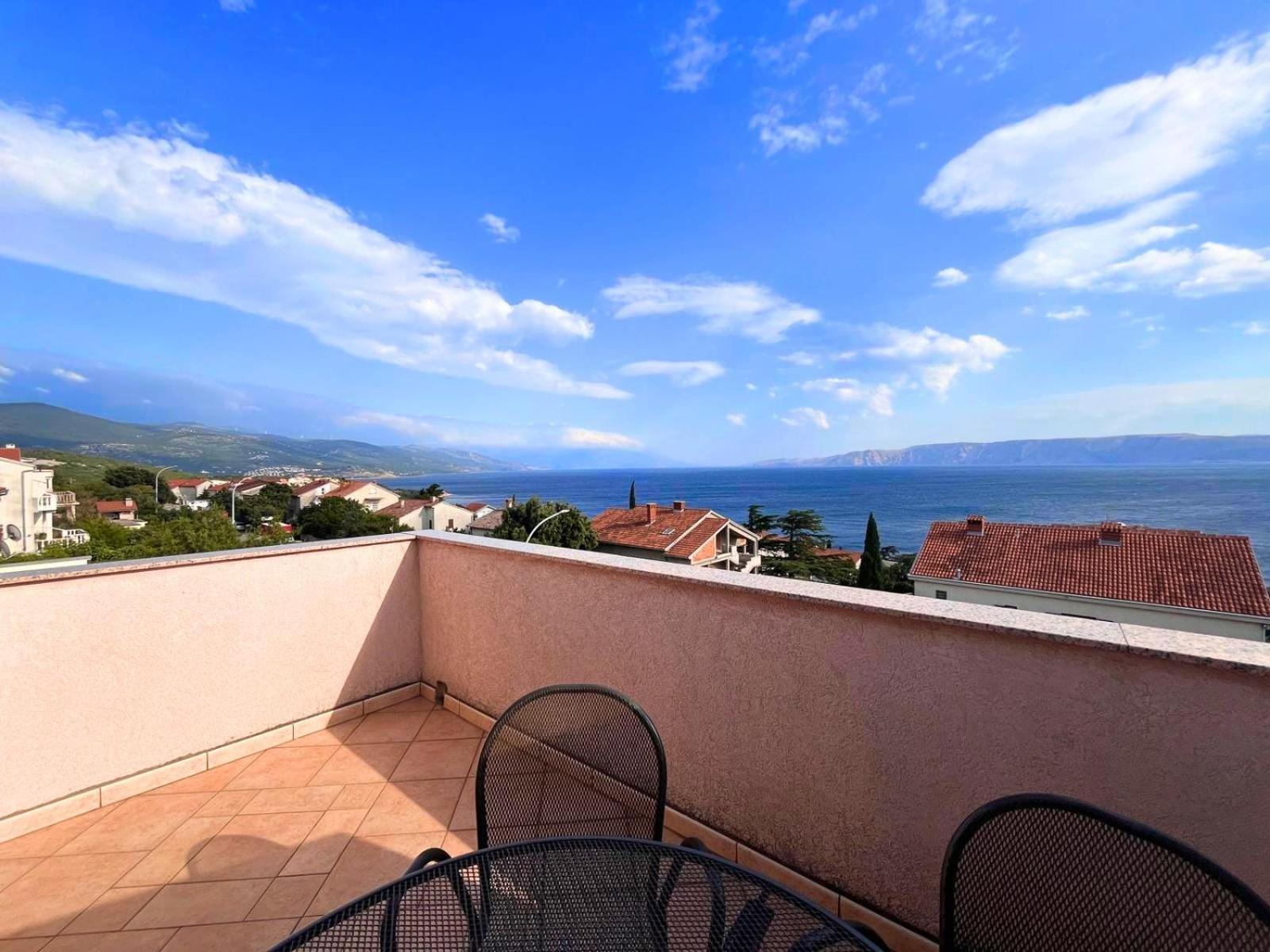App St Marin View Novi Vinodolski Exterior foto